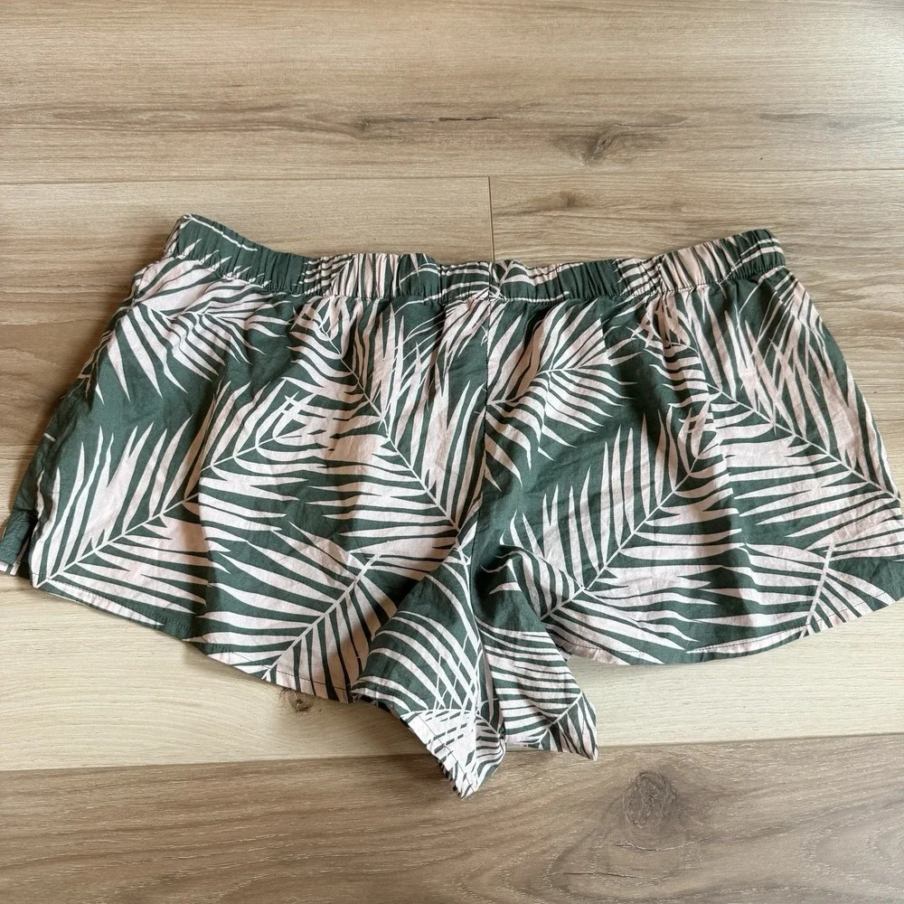Victoria's‎ Secret Pajama Shorts Tropical Pattern Large NWT
